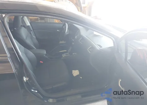 2015 Honda Civic Lx z USA, uszkodzony, nr VIN 19XFB2F51FE235588